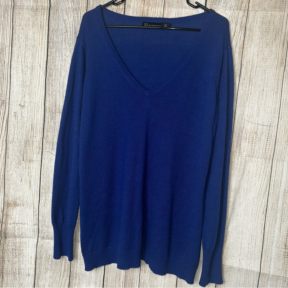 New York & Company Royal Blue Knit Top